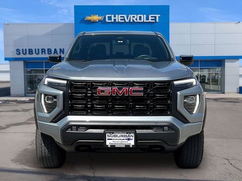 Used 2024 GMC Canyon Elevation w/ Elevation Premium Package image 3