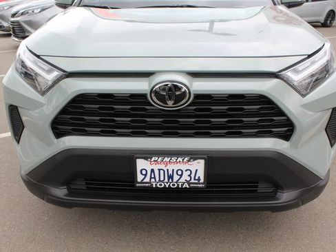Certified 2022 Toyota RAV4 XLE FWD image 3