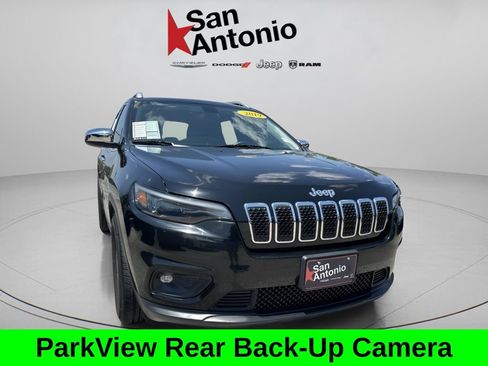Used 2019 Jeep Cherokee Latitude Plus FWD image 3