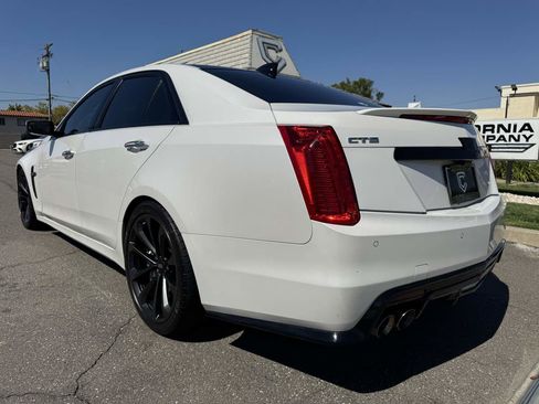 Used 2019 Cadillac CTS V w/ Luxury Package image 4