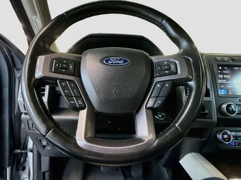 Used 2019 Ford Expedition Platinum AWD/4WD image 12