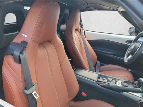 Used 2023 MAZDA MX-5 Miata Grand Touring image 14