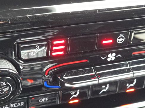 New 2026 Jeep Grand Cherokee L 4WD image 23