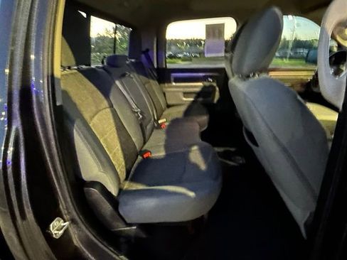Used 2016 RAM 1500 Big Horn AWD/4WD image 32