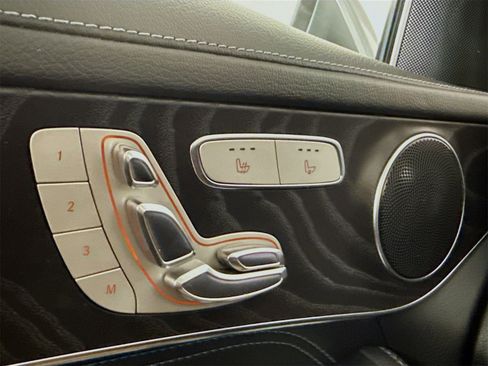 Used 2016 Mercedes-Benz GLC 300 4MATIC image 33
