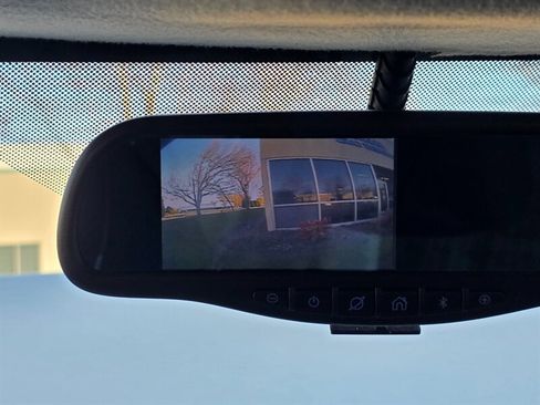 Used 2014 Chevrolet Express 2500 image 17