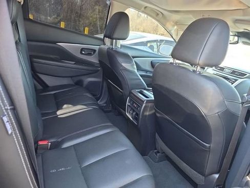 Used 2020 Nissan Murano SL w/ Moonroof Package image 3