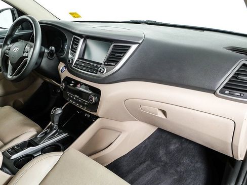 Used 2018 Hyundai Tucson SEL Plus image 25