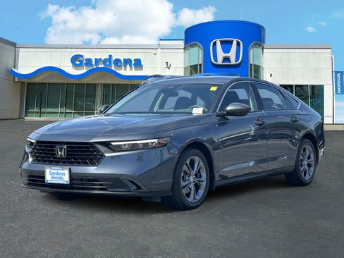 Certified 2023 Honda Accord EX image 3