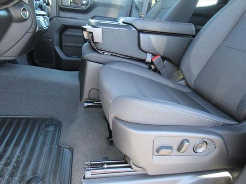 New 2026 Chevrolet Silverado 1500 Custom image 18