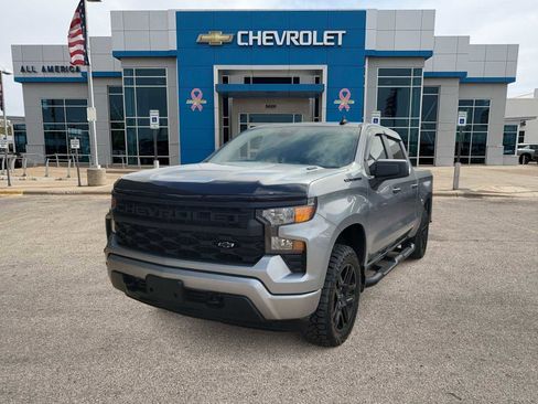 Used 2024 Chevrolet Silverado 1500 Custom w/ Turbomax Blackout Package image 1