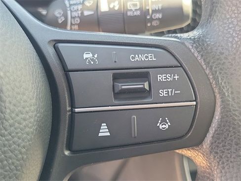 Used 2024 Honda CR-V EX image 11