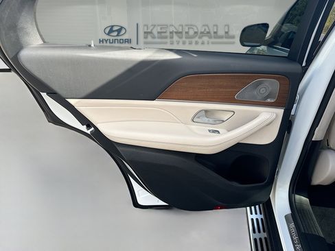 Used 2021 Mercedes-Benz GLE 350 GLE 350 w/ AMG Line Exterior image 24