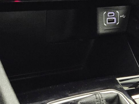 Used 2024 Jeep Compass Latitude w/ Altitude Special Edition AWD/4WD image 15