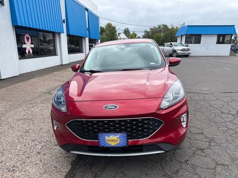 Used 2022 Ford Escape SEL w/ Technology Package AWD/4WD image 4