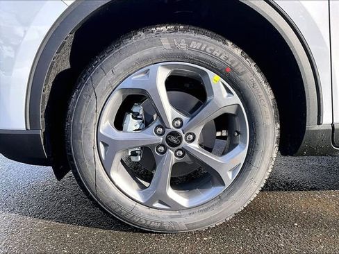 New 2026 Ford Escape ST-Line w/ Tech Pack #1 image 13