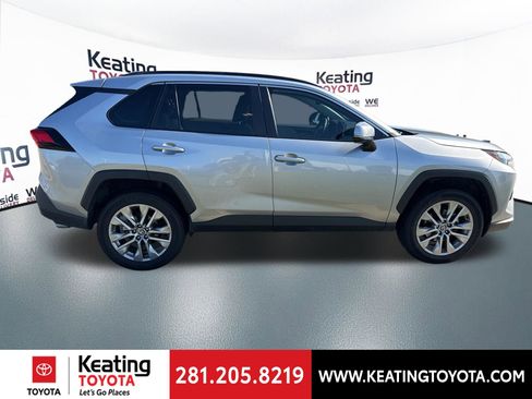 Used 2024 Toyota RAV4 XLE Premium FWD image 8