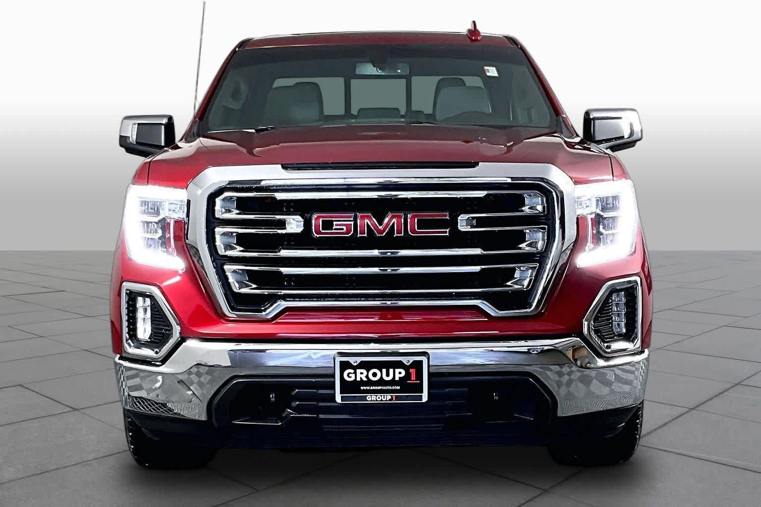 Used 2021 GMC Sierra 1500 SLT AWD/4WD image 3