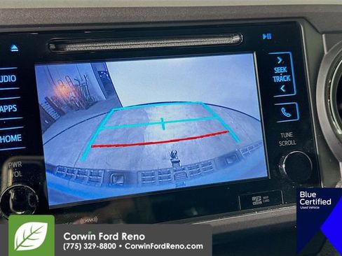 Used 2019 Toyota Tacoma TRD Off-Road w/ Technology Package AWD/4WD image 16