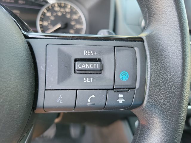 Used 2023 Nissan Rogue SV FWD image 26