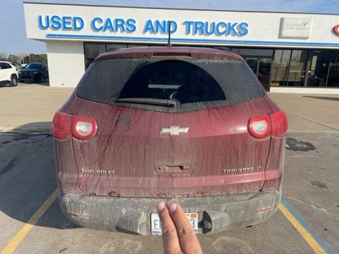 Used 2009 Chevrolet Traverse LT image 5