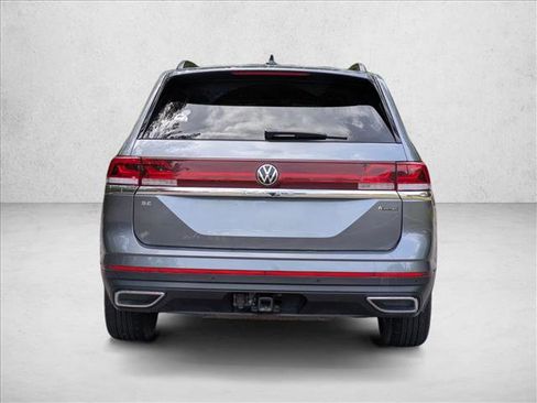 Used 2024 Volkswagen Atlas SE image 7