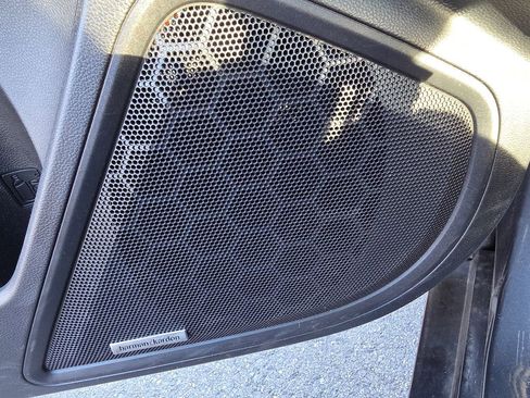 Used 2022 Subaru Legacy Touring XT image 28