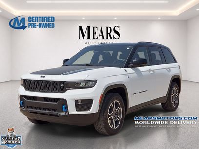Used 2023 Jeep Grand Cherokee Trailhawk w/ Advanced Protech Group II