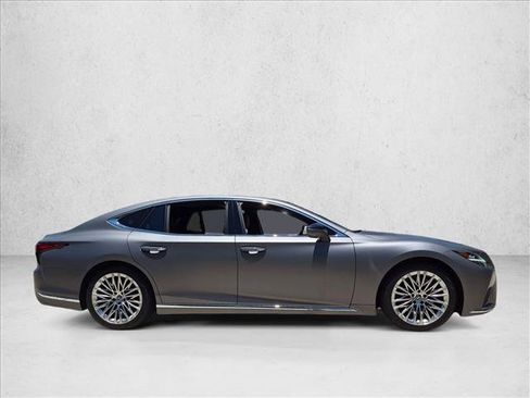 Used 2024 Lexus LS 500 w/ Interior Upgrade Package RWD image 4