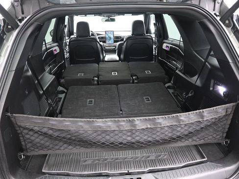 Used 2020 Ford Explorer ST w/ ST Street Pack image 28