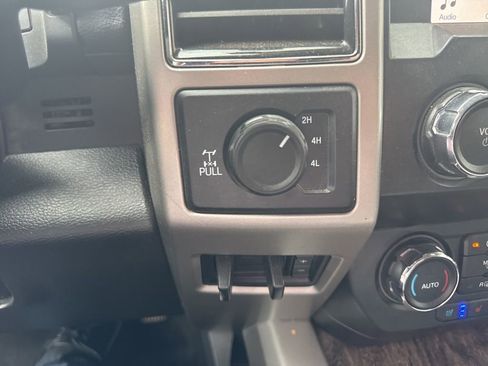 Used 2019 Ford F350 Lariat w/ Chrome Package AWD/4WD image 10