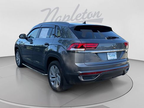 Used 2021 Volkswagen Atlas Cross Sport SE w/ Panoramic Sunroof Package AWD/4WD image 6