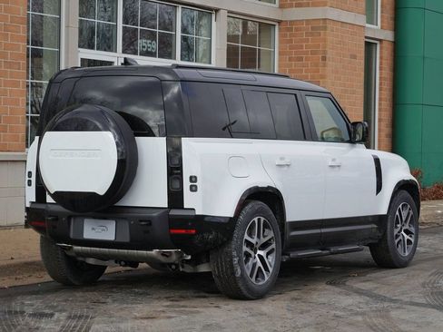 Used 2026 Land Rover Defender 110 X-Dynamic SE AWD/4WD image 7