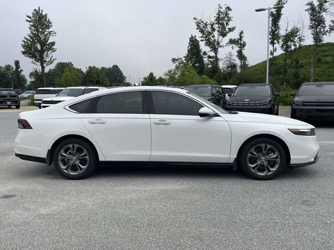 Used 2023 Honda Accord EX-L image 29