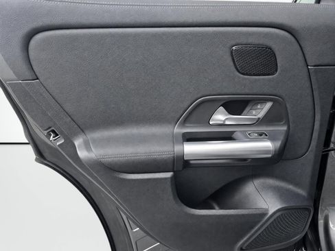 New 2026 Mercedes-Benz GLA 250 4MATIC image 19