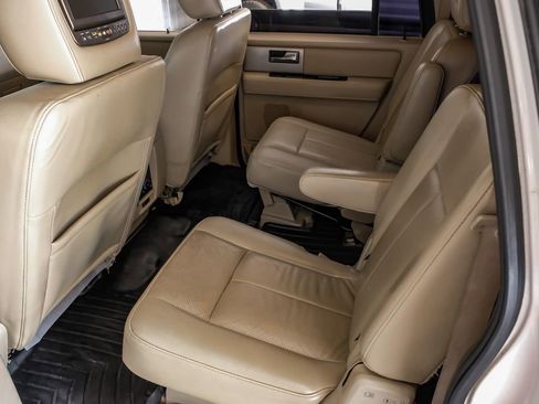 Used 2014 Ford Expedition EL Limited w/ Equipment Group 301A AWD/4WD image 37
