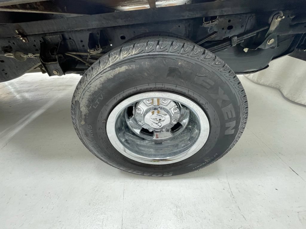 Used 2022 RAM 3500 Tradesman w/ Chrome Appearance Group AWD/4WD image 8