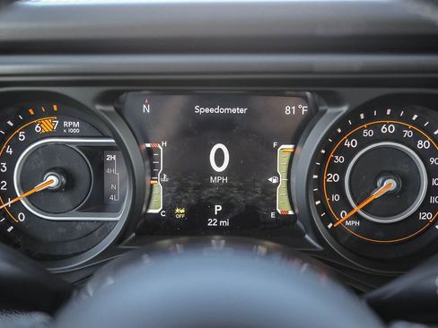 New 2026 Jeep Wrangler Unlimited Sahara AWD/4WD image 23
