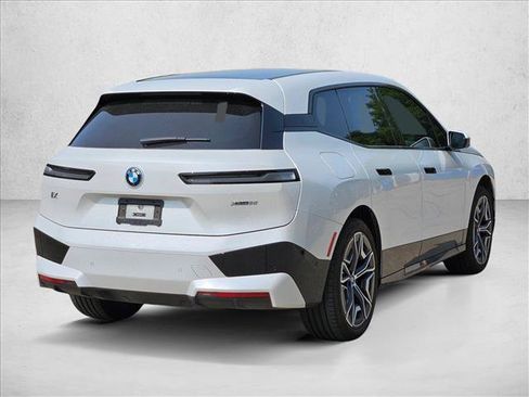 Certified 2024 BMW iX xDrive50 w/ Premium Package AWD/4WD image 5