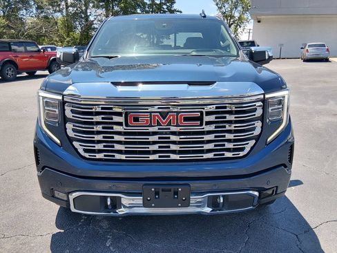 Used 2023 GMC Sierra 1500 Denali w/ Denali Reserve Package AWD/4WD image 9