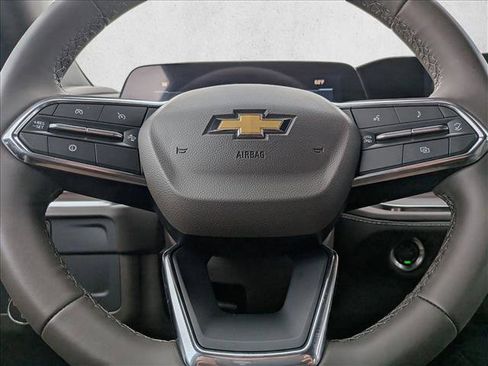 New 2026 Chevrolet Suburban LS image 14