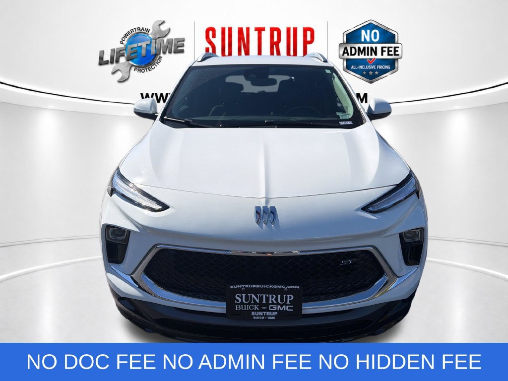 Used 2025 Buick Encore GX Sport Touring w/ Comfort Package FWD image 9