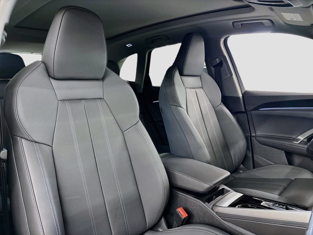 New 2026 Audi Q5 Premium Plus AWD/4WD image 15
