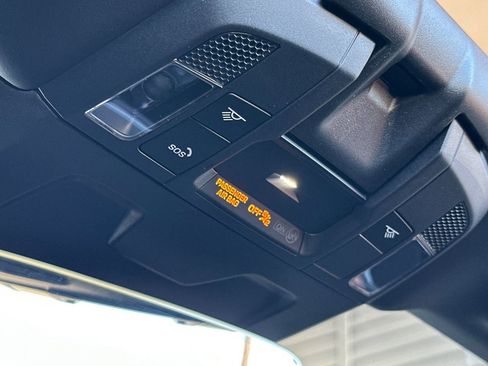 Used 2025 Porsche 911 Carrera S RWD image 21