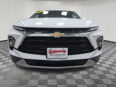 Used 2025 Chevrolet Blazer LT AWD/4WD image 4