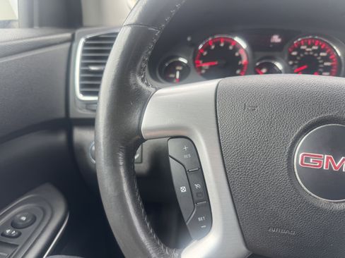 Used 2012 GMC Acadia SLT image 24