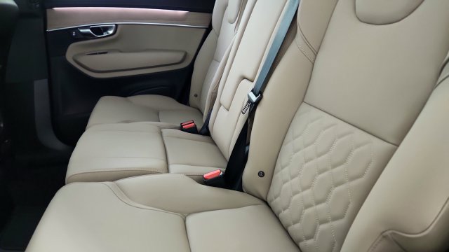 New 2026 Volvo XC90 T8 Plus w/ Protection Package Premier AWD/4WD image 29