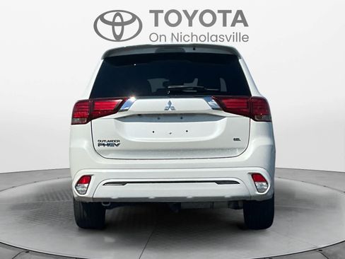 Used 2022 Mitsubishi Outlander SEL AWD/4WD image 4