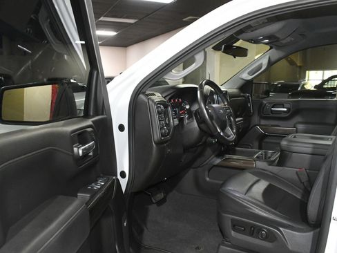 Used 2021 Chevrolet Silverado 1500 LT Trail Boss w/ Convenience Package II image 47