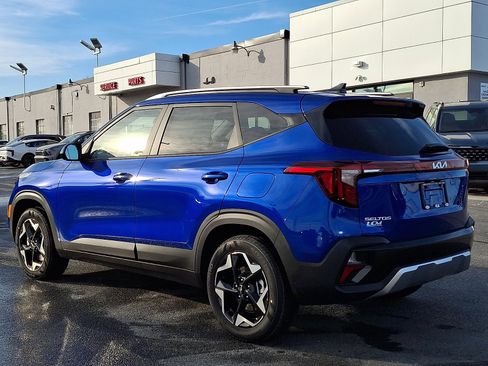 New 2026 Kia Seltos S image 4